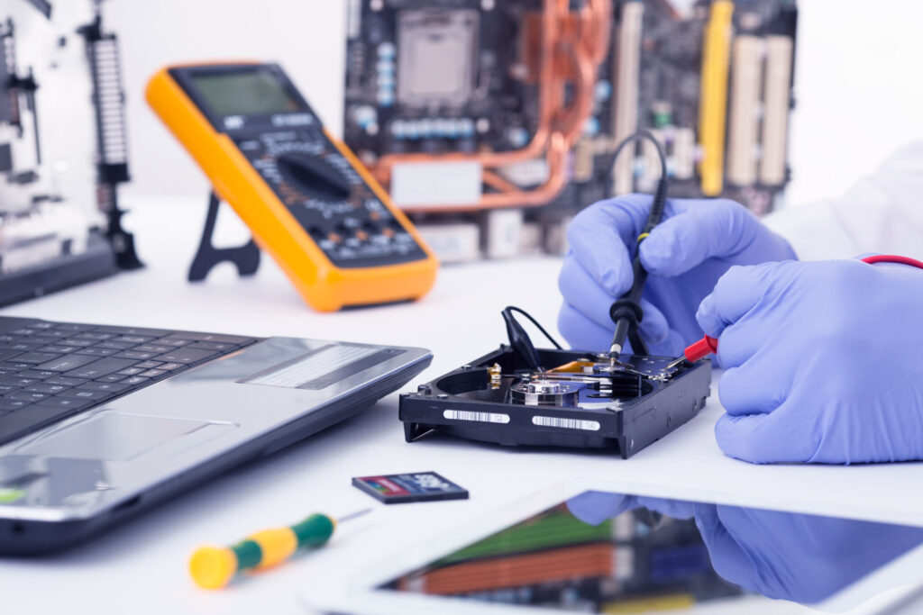 Réparation d'Appareils Informatique, electronique Et Ampli - MIA - Mbilletech Isifep Academy